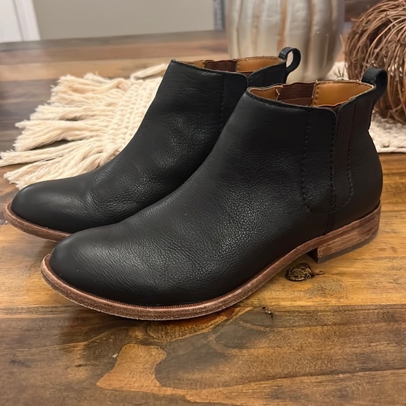 KorkEase Shoes Korkease Velma Black Leather Chelsea Boots 75
